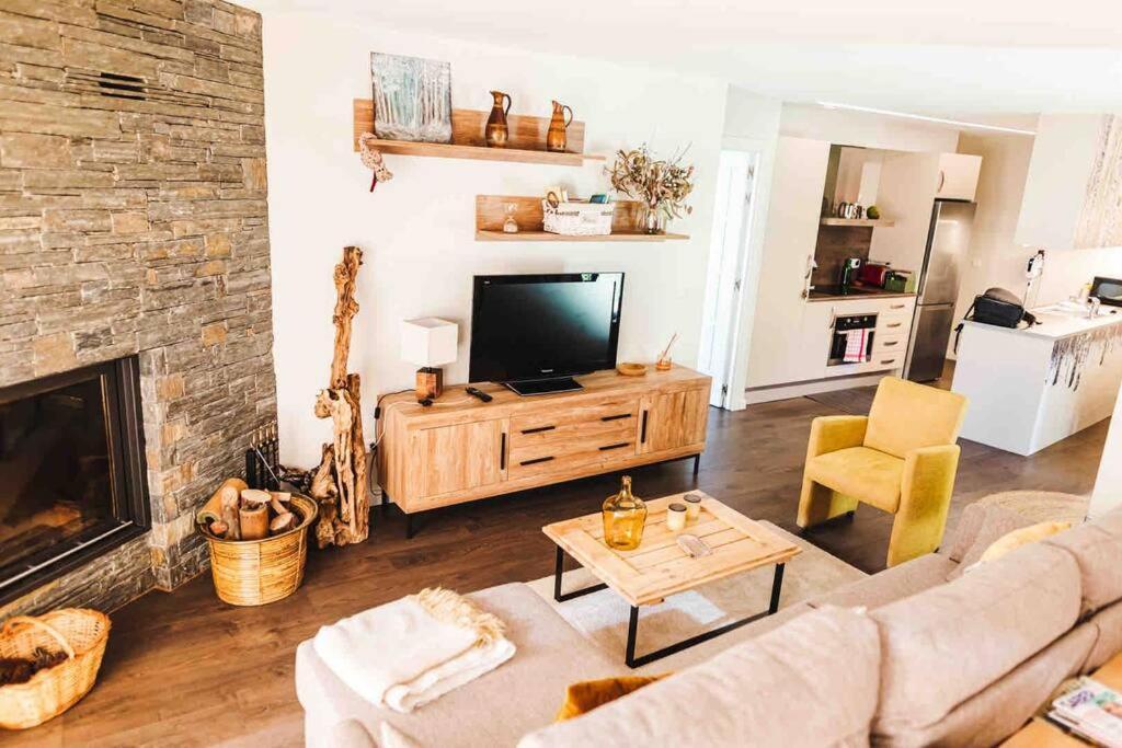 Precioso Apartamento Con Jardin Privado A 4 Km De Puigcerda Enveitg Dış mekan fotoğraf